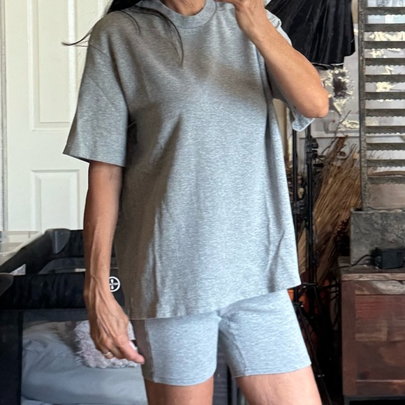 Things Between Gray Short Set Sz: S/M - Picture 6 of 16